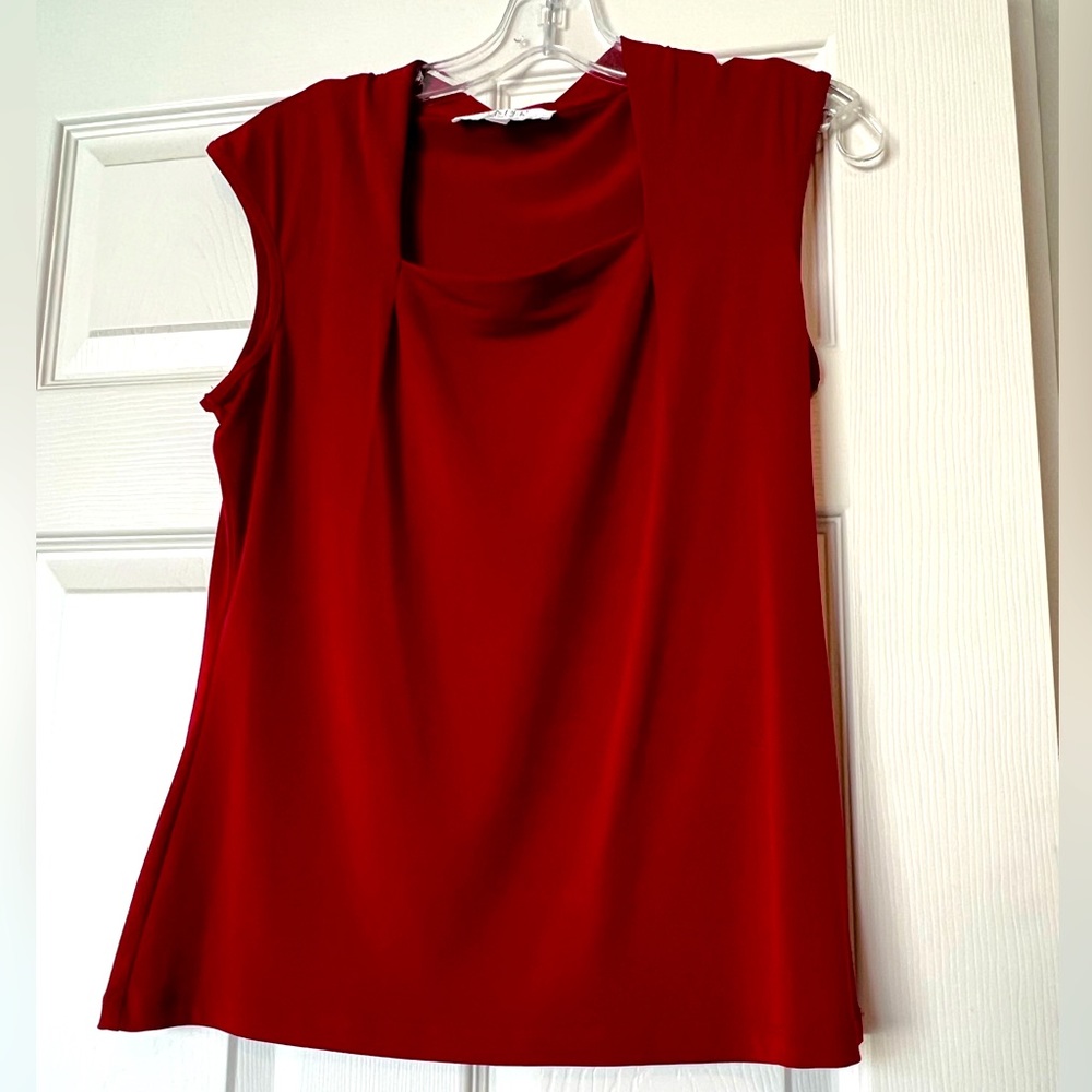 NWT. Kasper short sleeve red blouse with square neck. Size Medium.